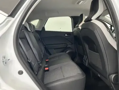 Photo 15 Renault Captur E-Tech 145 21 Intens 5p