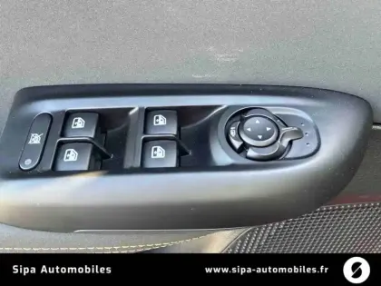 Photo 26 Alfa Romeo Tonale  1.3 Ibrida Plug-In 270 ch AT6 e-Q4
