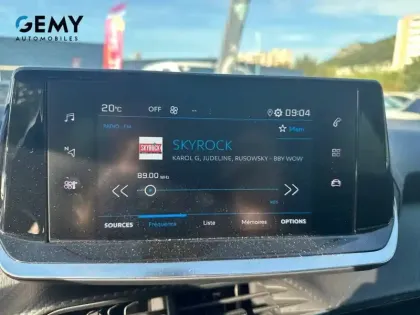 Photo 13 Peugeot 2008  PureTech 100 S&S BVM6
