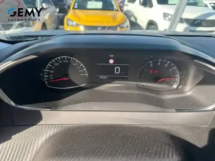 Photo 12 Peugeot 2008  PureTech 100 S&S BVM6