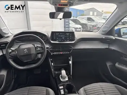 Photo 7 Peugeot 208  Electrique 50 kWh 136ch