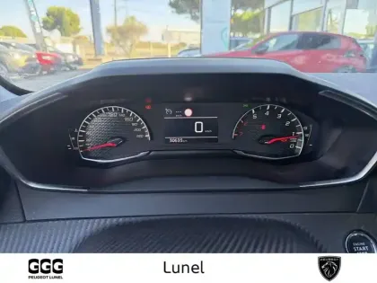 Photo 16 Peugeot 208  PureTech 100 S&S BVM6