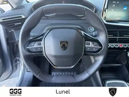 Photo 15 Peugeot 208  PureTech 100 S&S BVM6