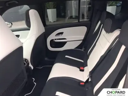 Photo 17 Mercedes GLB  200