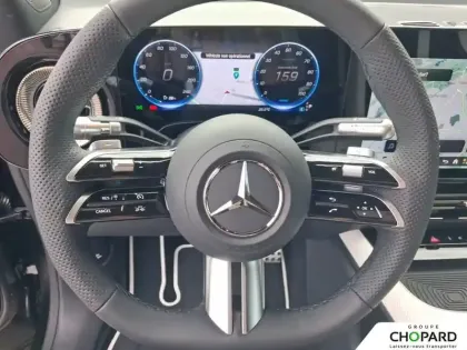 Photo 15 Mercedes GLB  200