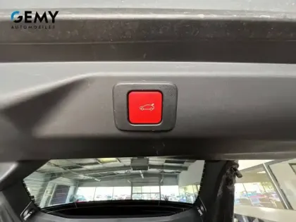 Photo 9 Peugeot 3008  Hybrid 136 e-DCS6