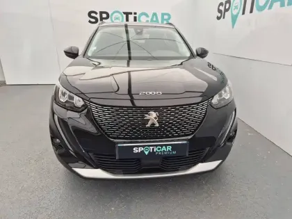 Photo 16 Peugeot 2008  PureTech 130 S&S BVM6