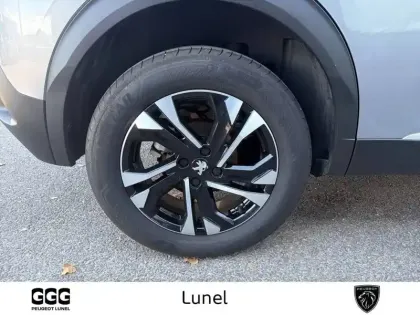 Photo 13 Peugeot 2008  PureTech 130 S&S BVM6