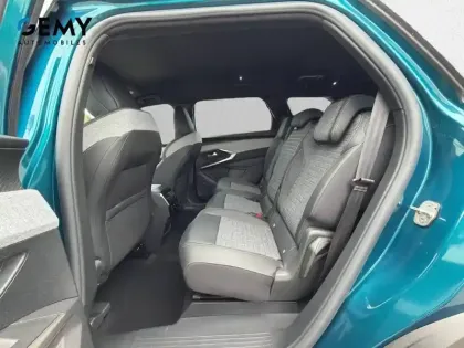 Photo 9 Peugeot 5008  Hybrid 145 ch e-DCS6