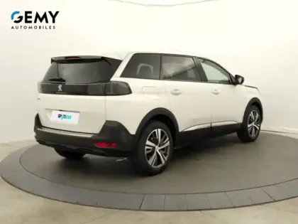 Photo 17 Peugeot 5008  Hybrid 136 e-DCS6