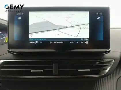 Photo 13 Peugeot 5008  Hybrid 136 e-DCS6