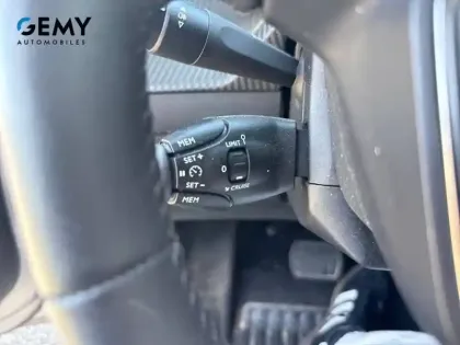 Photo 14 Peugeot 208  Electrique 50 kWh 136ch