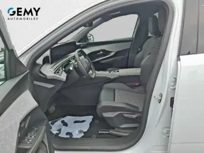 Photo 8 Peugeot 3008  Hybrid 145 e-DCS6