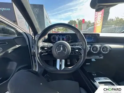 Photo 15 Mercedes Classe A  180 d