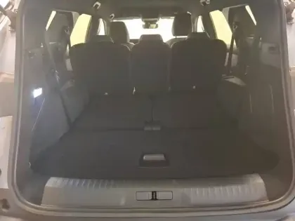 Photo 9 Peugeot 5008  Hybrid 145 ch e-DCS6