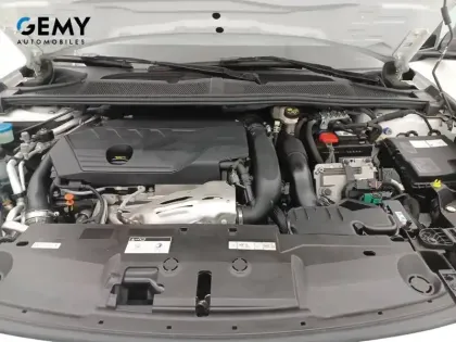 Photo 15 Peugeot 308  PHEV 225 e-EAT8