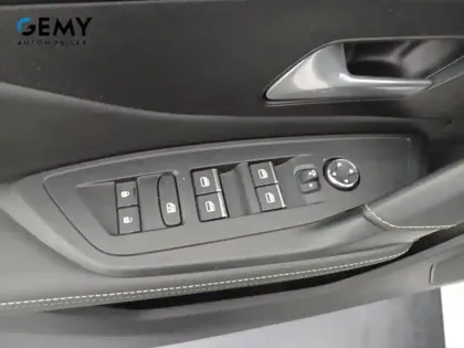 Photo 11 Peugeot 308  PHEV 225 e-EAT8