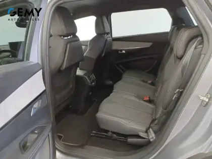 Photo 9 Peugeot 5008  Hybrid 136 e-DCS6