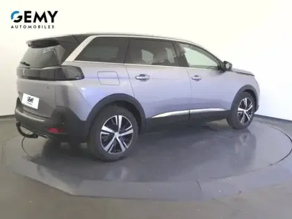 Photo 17 Peugeot 5008  Hybrid 136 e-DCS6