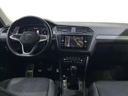 Photo 6 Volkswagen Tiguan 2.0 TDI 150ch BVM6 Active