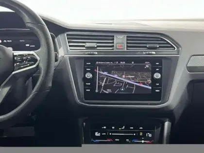 Photo 11 Volkswagen Tiguan 1.4 eHybrid 245ch DSG6 R-Line
