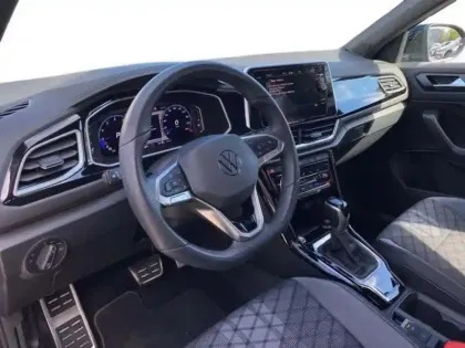 Photo 8 Volkswagen T-roc 1.5 TSI EVO2 150 Start/Stop DSG7 R-Line Edition