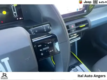 Photo 12 Fiat Panda Grande  Electrique 113ch  Icône (Prime CEE déduite)