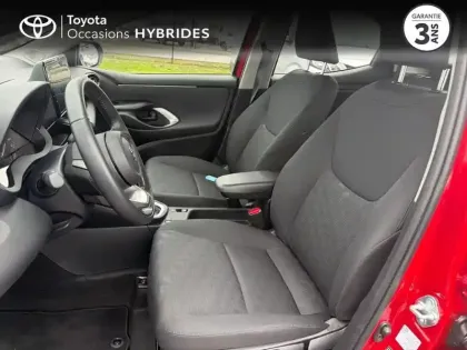 Photo 10 Toyota Yaris  116h Dynamic 5p MC24