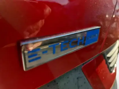 Photo 12 Renault Arkana  1.6 E-Tech 145ch Intens -21B
