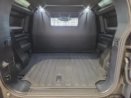 Photo 43 Land rover Defender  90 3.0 D200 Hard Top S