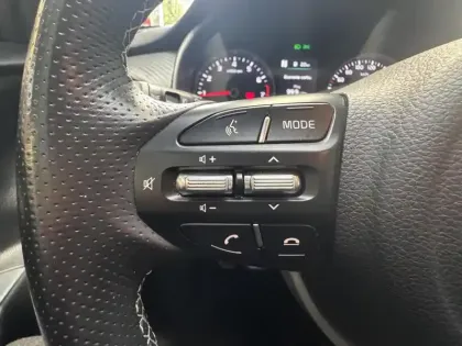 Photo 13 Kia Stonic  1.0 T-GDi 120ch MHEV GT Line Premium iBVM6