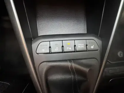 Photo 8 Kia Stonic  1.0 T-GDi 120ch MHEV GT Line Premium iBVM6
