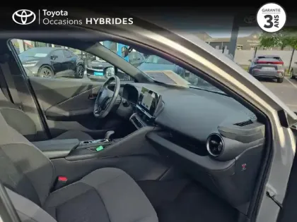 Photo 6 Toyota C-HR  1.8 Hybride 140ch Design MY25