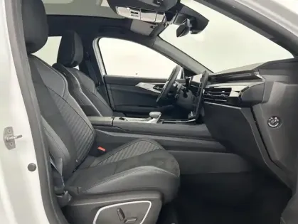 Photo 13 Renault Rafale E-Tech full hybrid 200 ch esprit Alpine 5p