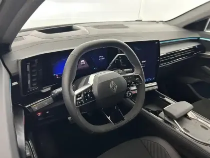 Photo 9 Renault Rafale E-Tech full hybrid 200 ch esprit Alpine 5p