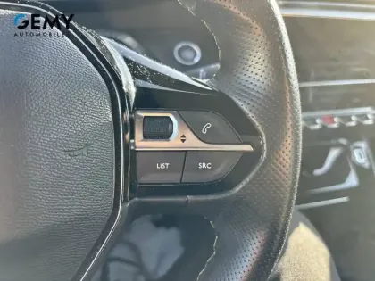 Photo 15 Peugeot 208  Electrique 50 kWh 136ch