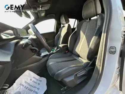 Photo 8 Peugeot 208  Electrique 50 kWh 136ch
