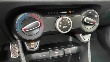 Photo 16 Kia Picanto  1.0 GDi 68 ch BVMA5