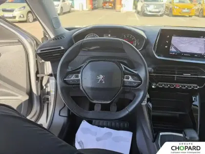 Photo 15 Peugeot 2008  PureTech 100 S&S BVM6