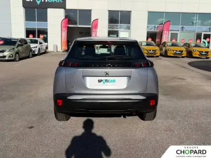 Photo 29 Peugeot 2008  PureTech 100 S&S BVM6