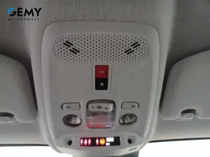 Photo 14 Peugeot 208  Electrique 50 kWh 136ch
