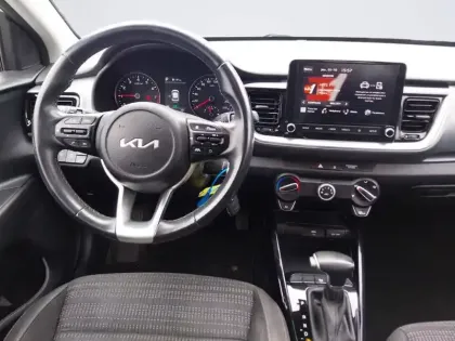 Photo 9 Kia Stonic  1.0 T-GDi 100 ch DCT7