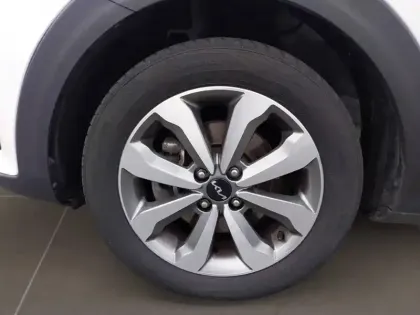 Photo 13 Kia Stonic  1.0 T-GDi 100 ch DCT7
