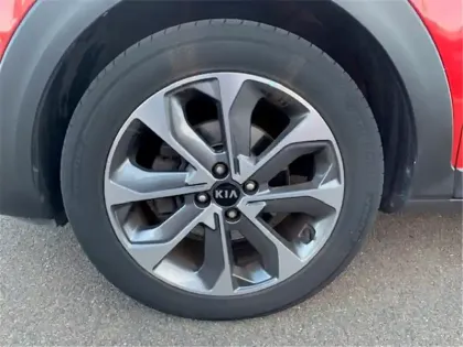 Photo 40 Kia Stonic 1.0 T-GDI 120 CH ISG BVM6