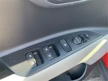 Photo 8 Kia Stonic 1.0 T-GDI 120 CH ISG BVM6