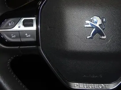 Photo 12 Peugeot 208  1.2 PureTech 100ch S&S Style