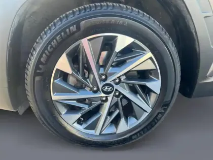 Photo 8 Hyundai Tucson  1.6 T-GDi 150ch Hybrid 48V Creative DCT7
