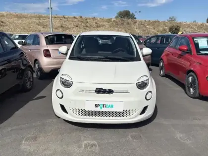 Photo 14 Fiat 500  e 95ch Icône BERLINE 23.8 KWH