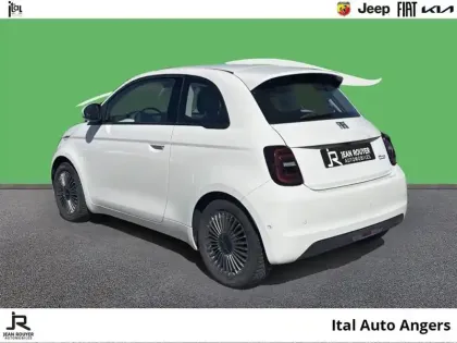 Photo 6 Fiat 500  e 95ch Pack Confort MY23/Radars +Caméra/ Jantes 16'