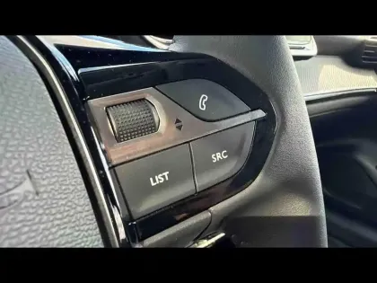 Photo 13 Peugeot 208  1.2 PureTech 100ch S&S Allure Pack EAT8
